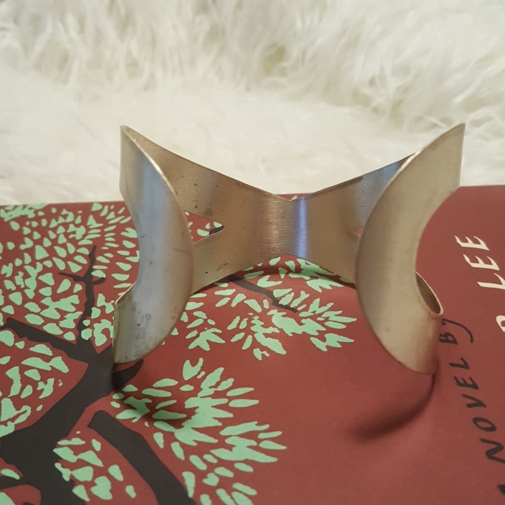 Silver tone bracelet - Picture 3 of 4